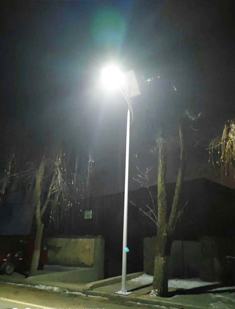 积石山县清水太阳能路灯项目