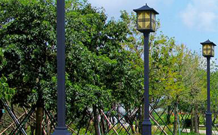 太阳能清水庭院灯价格为何差三倍？关键看这几点